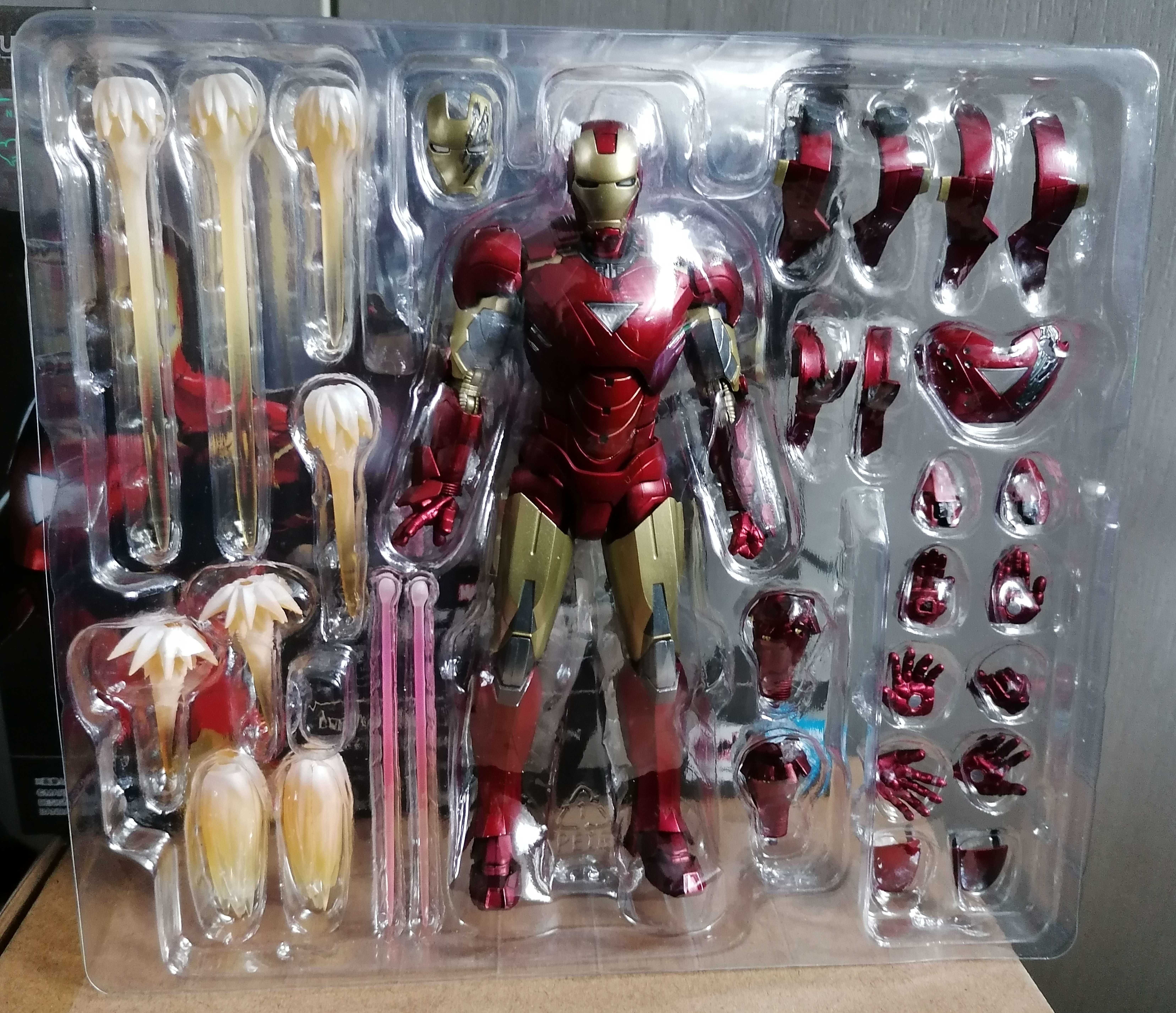 S.H. Figuarts Avengers - Iron Man Mark 6 (Battle of New York Edition)