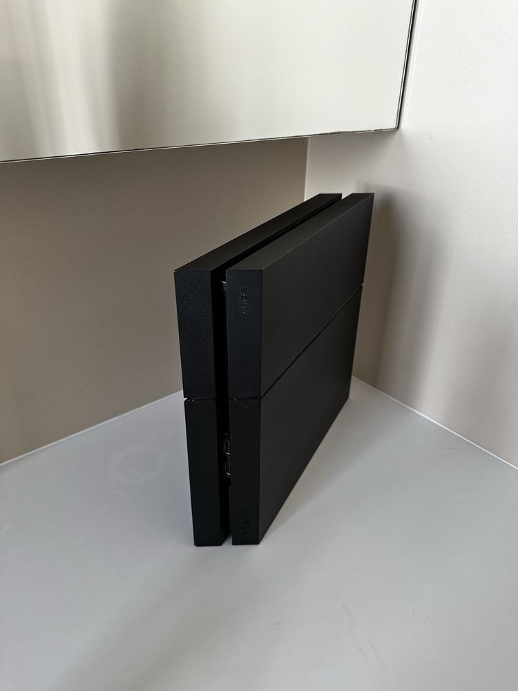 PS4 Ultimate Player edition 1TB