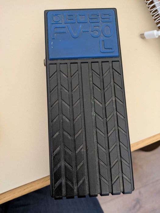 Loop Station RC-2, pedal de volume e super shifter