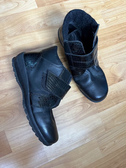Czarne buty damskie skóra trzewiki ocieplane zima Alpina r.38