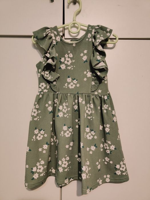 Sukienka zielona w kwiatu