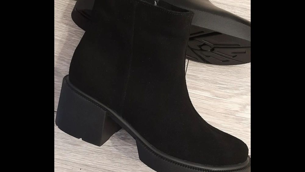 Ботильйони 39 розмір натуральна замша