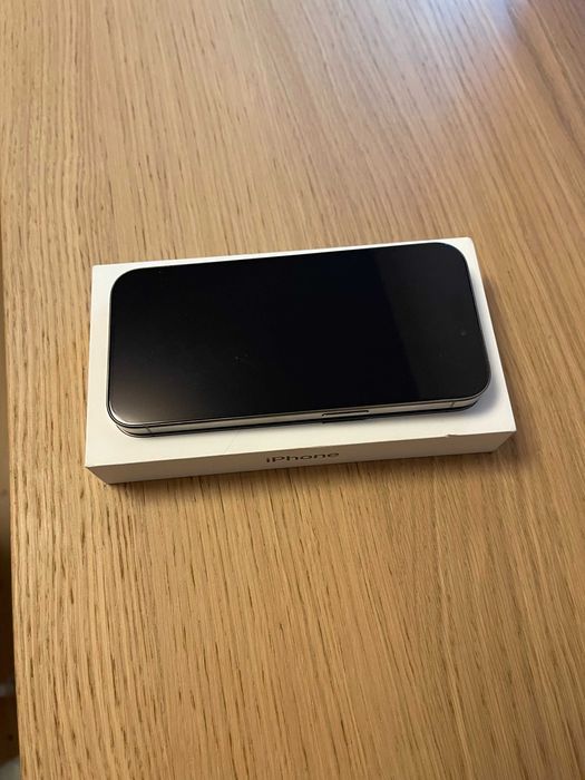 iPhone 15 Pro [128gb) w kolorze Natural Titanium