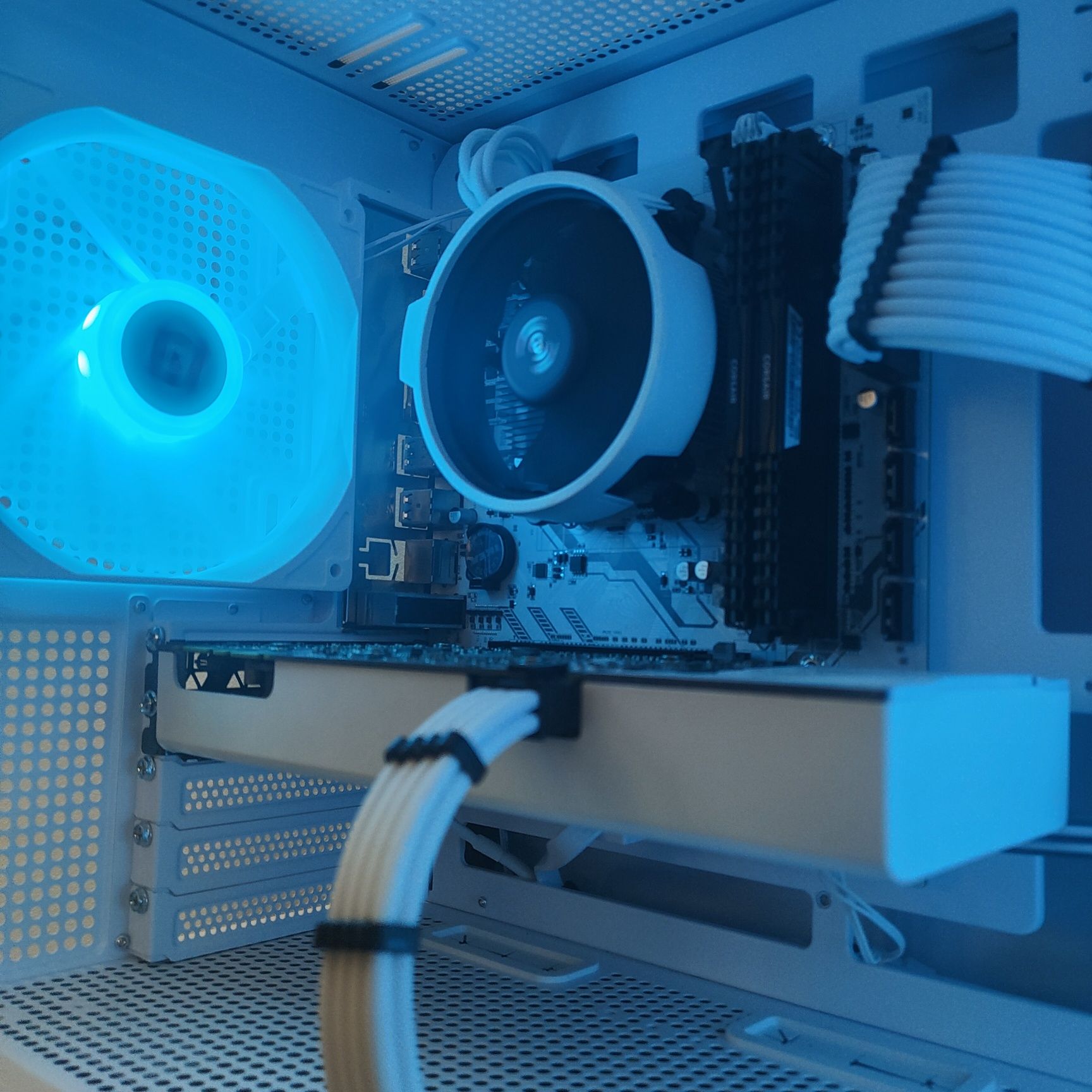 Komputer gamingowy 5 2600X I 1070TI