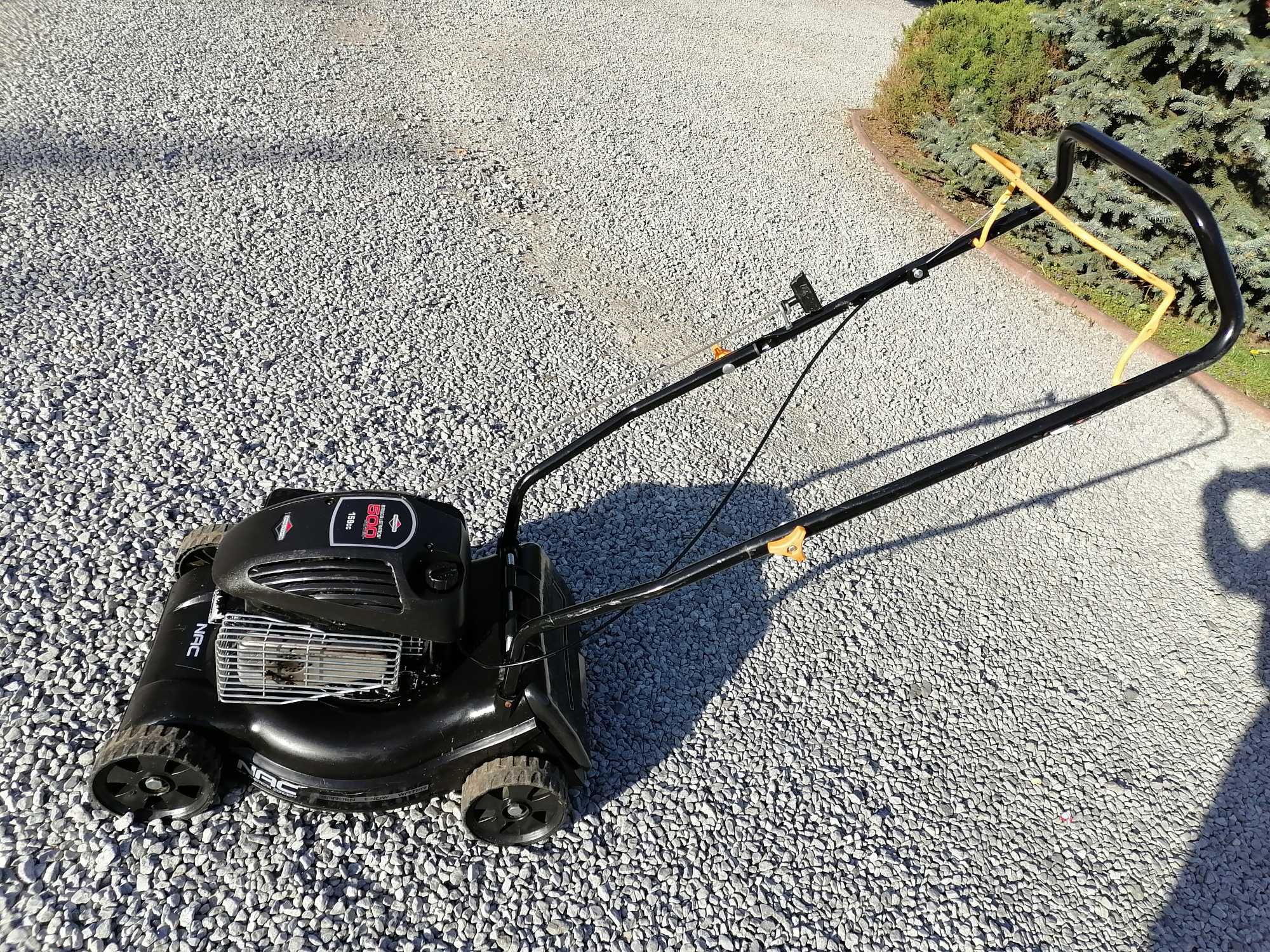 Kosiarka do trawy spalinowa NAC Briggs&Stratton 4.00KM 40cm