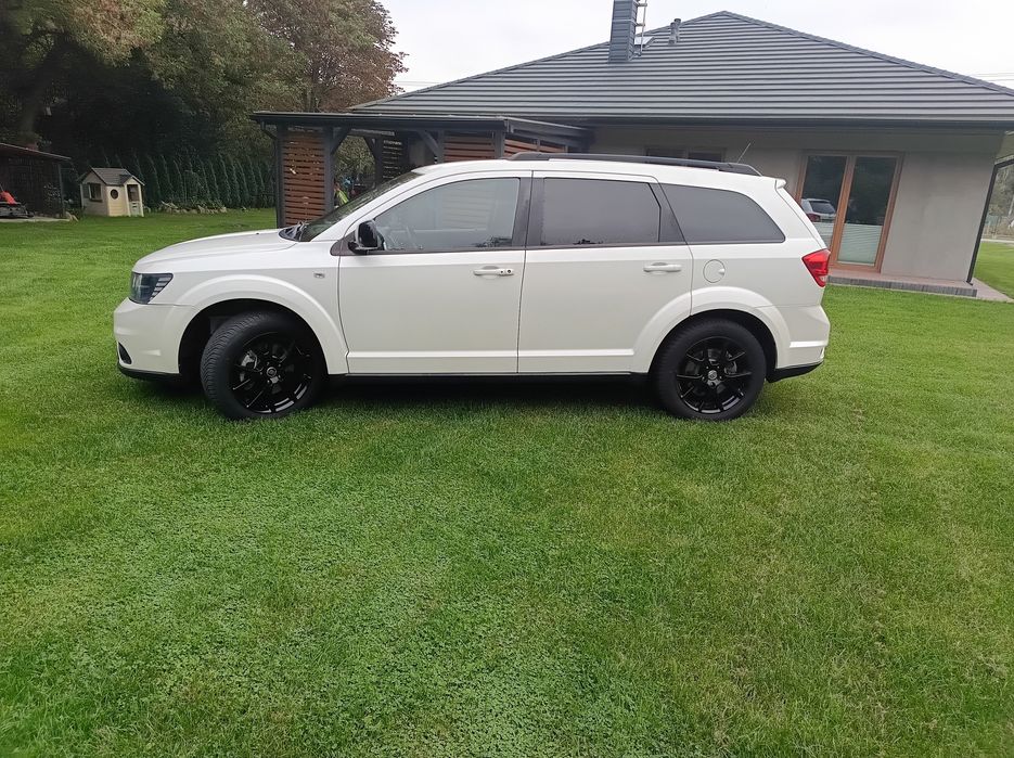 Fiat Freemont Black Code biała perła 142 tys 4x4 190hp