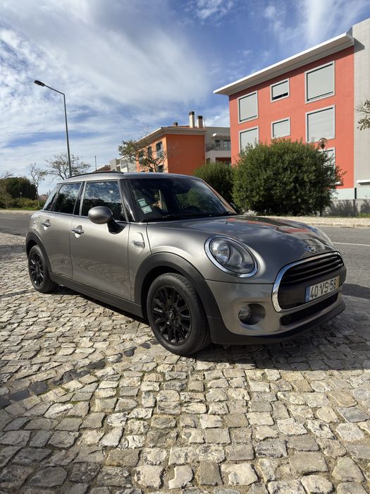 Mini Cooper One  1,5 gasolina