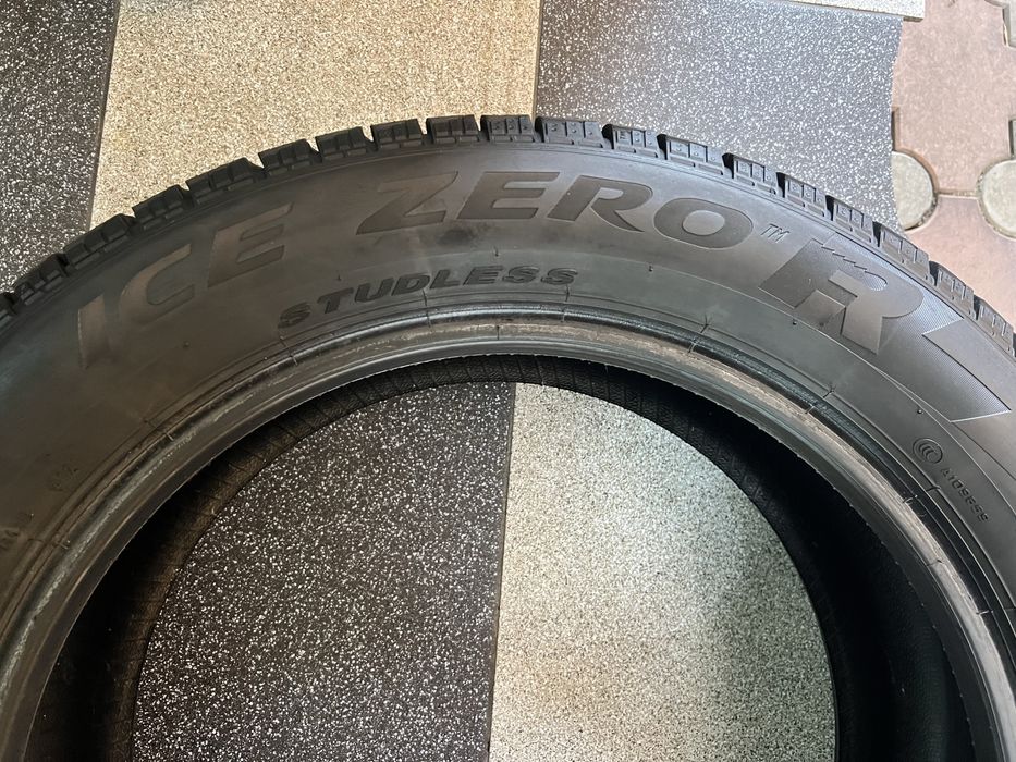 pirelli ice zero fr 235 55 r19