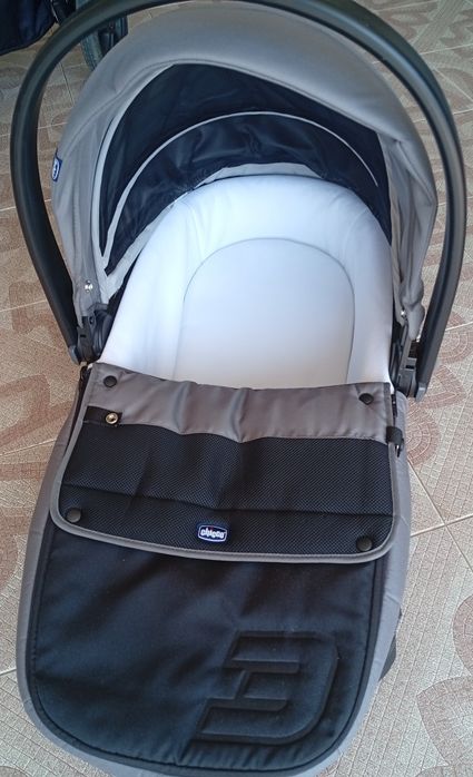 Trio Chicco Active 3 - Carrinho+ Alcofa+Babycoque