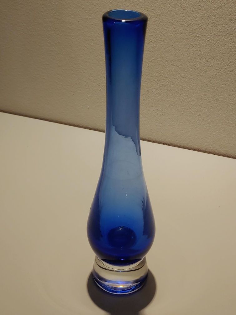 Niebieski wazon Vintage