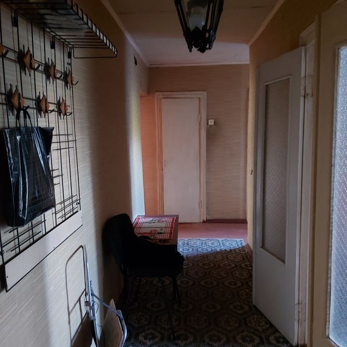 Продам 3х комн квартиоу на 4 микр