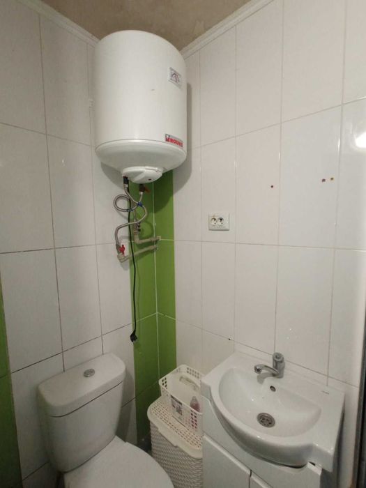 Продам гостинку Салтівка вул.Зубенко  535 м/р   10500 у.е.   M