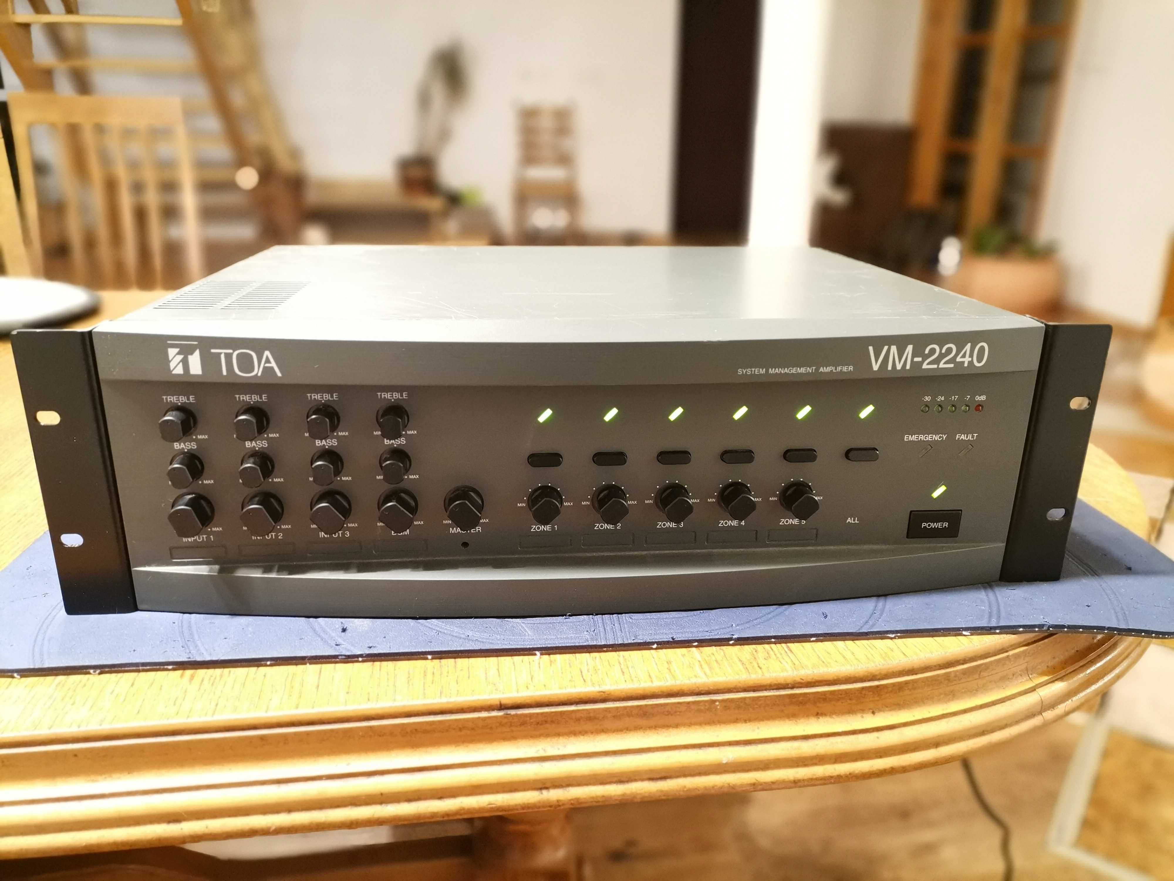 TOA VM-2240 wzmacniacz centralny