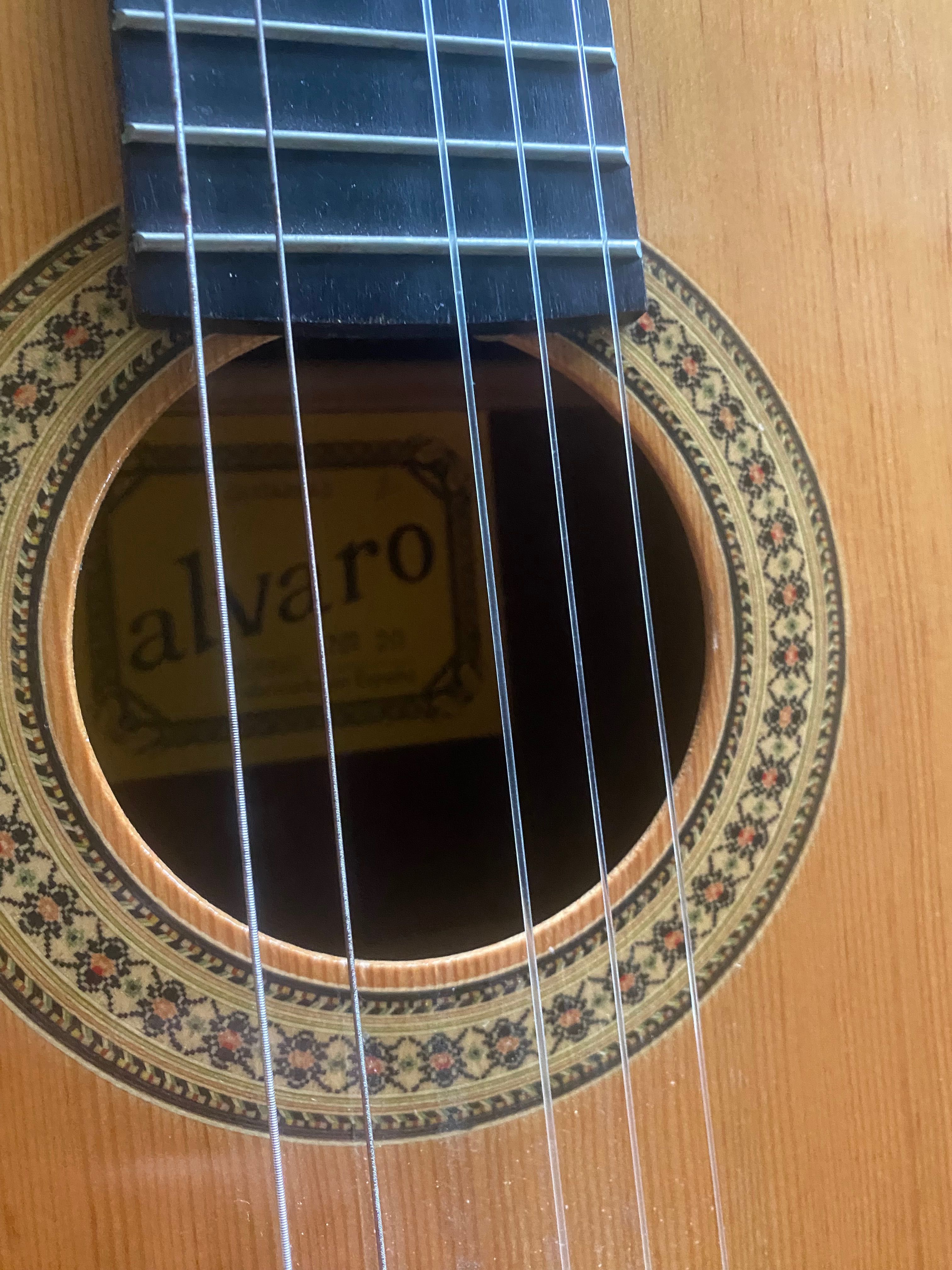 Gitara klasyczna Alvaro z pokrowcem