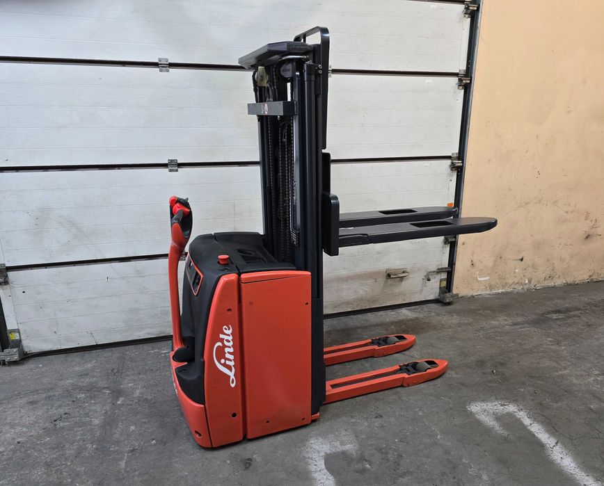 Штабелер самохідний Linde 1.4 тонни, підйом 4,352 метра, 2020 р.