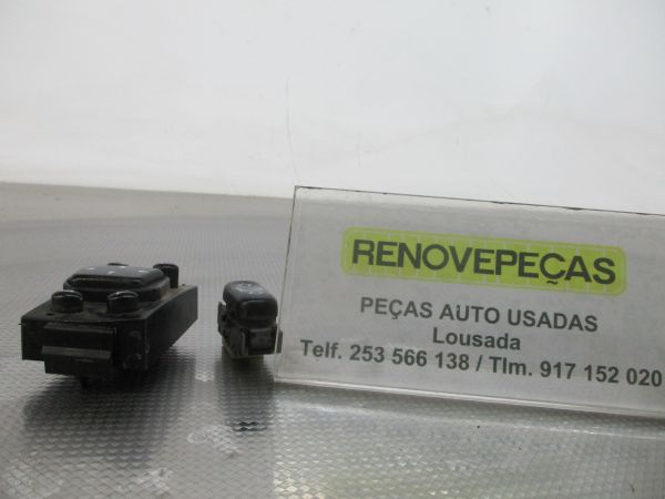 Comando / botão / interruptor vidros trás esquerdo MERCEDES-BENZ Class