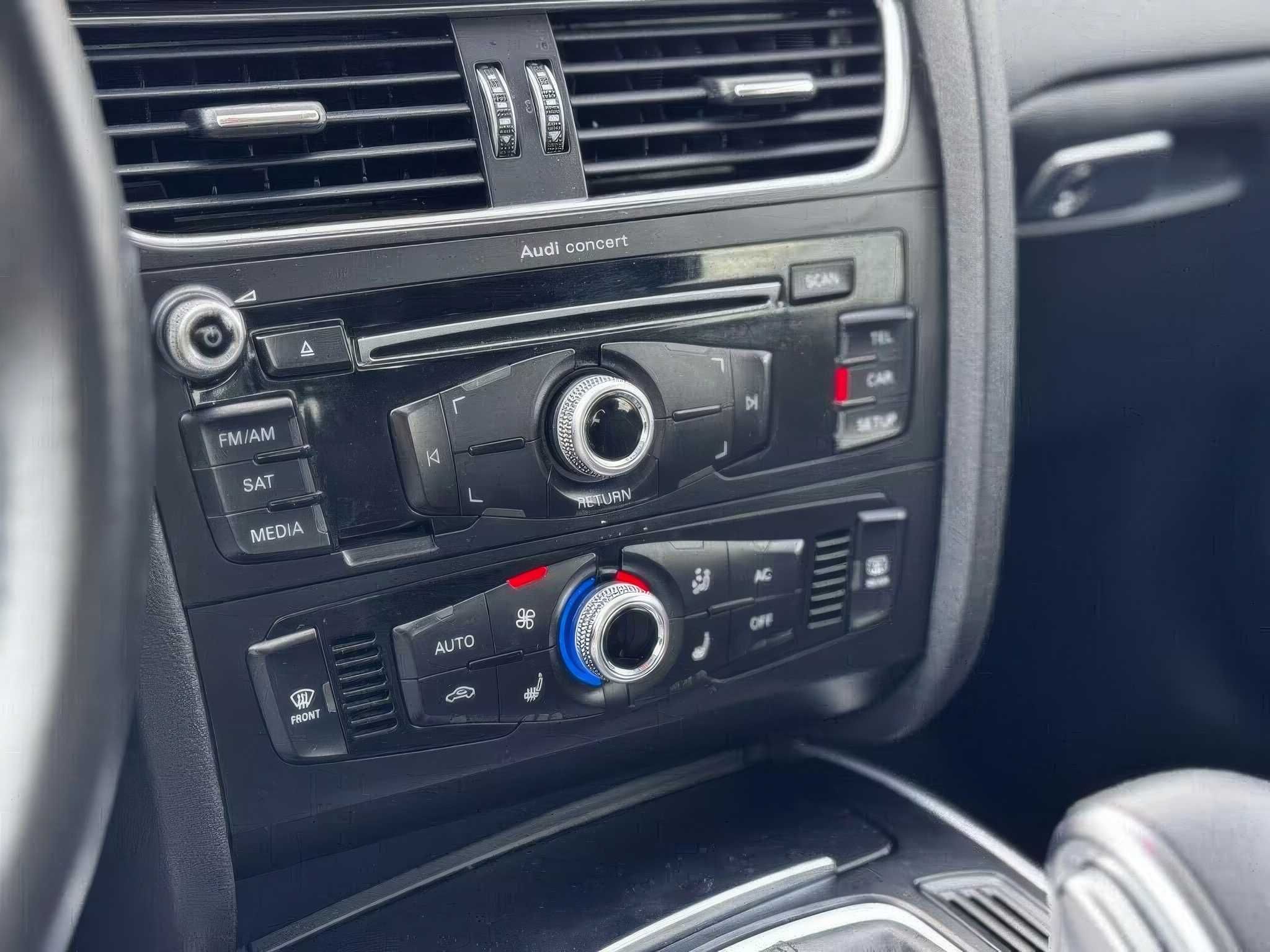 Audi A4     2014