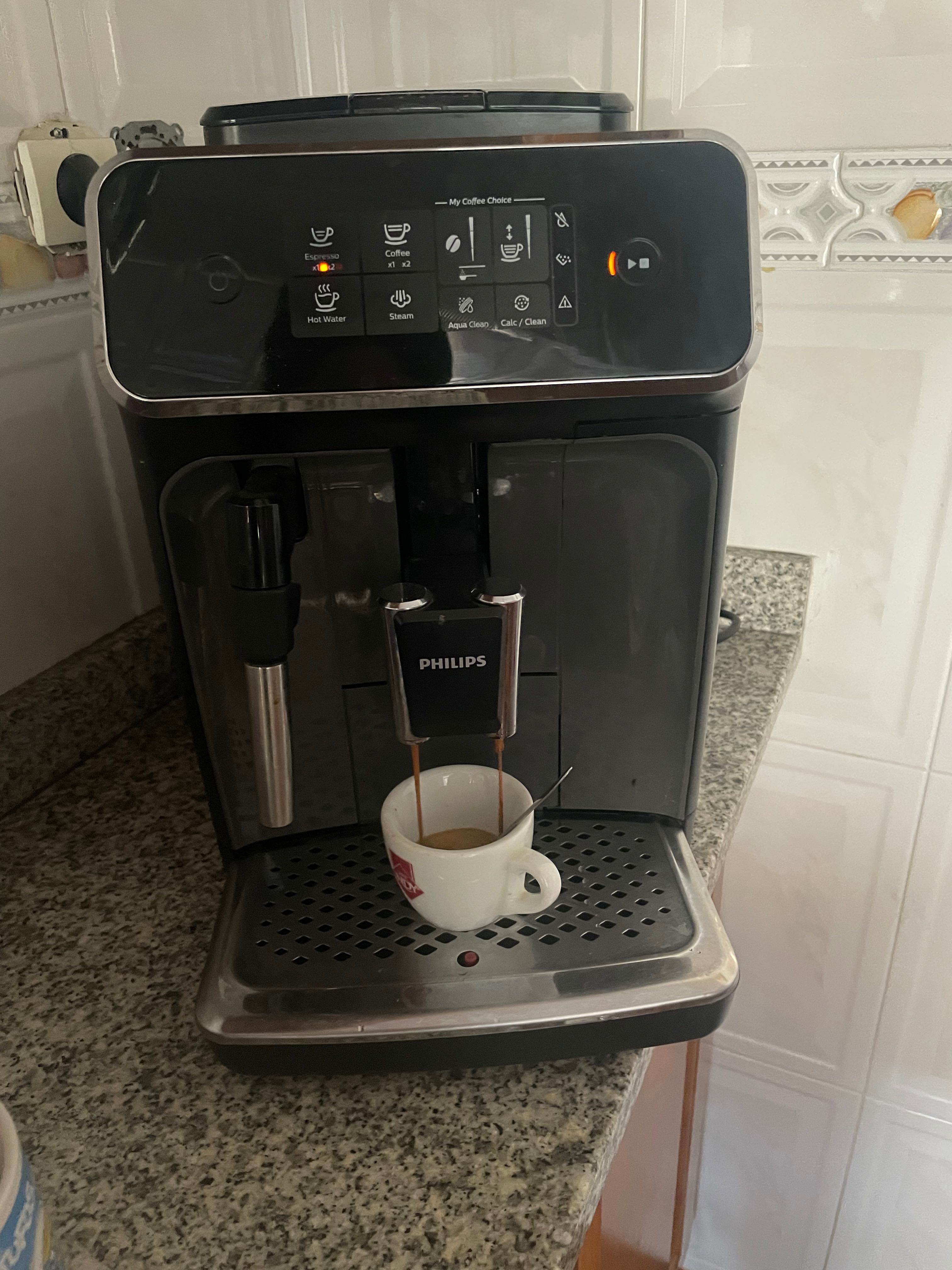 Maquina café philips automática grão