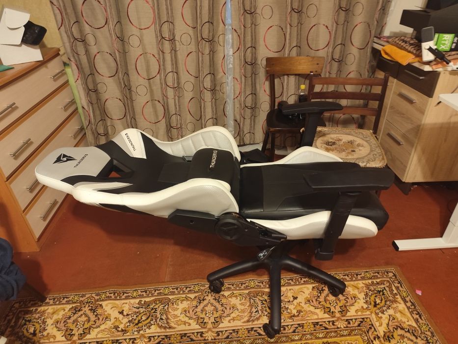 Кресло Thunderx3 tc5 all white