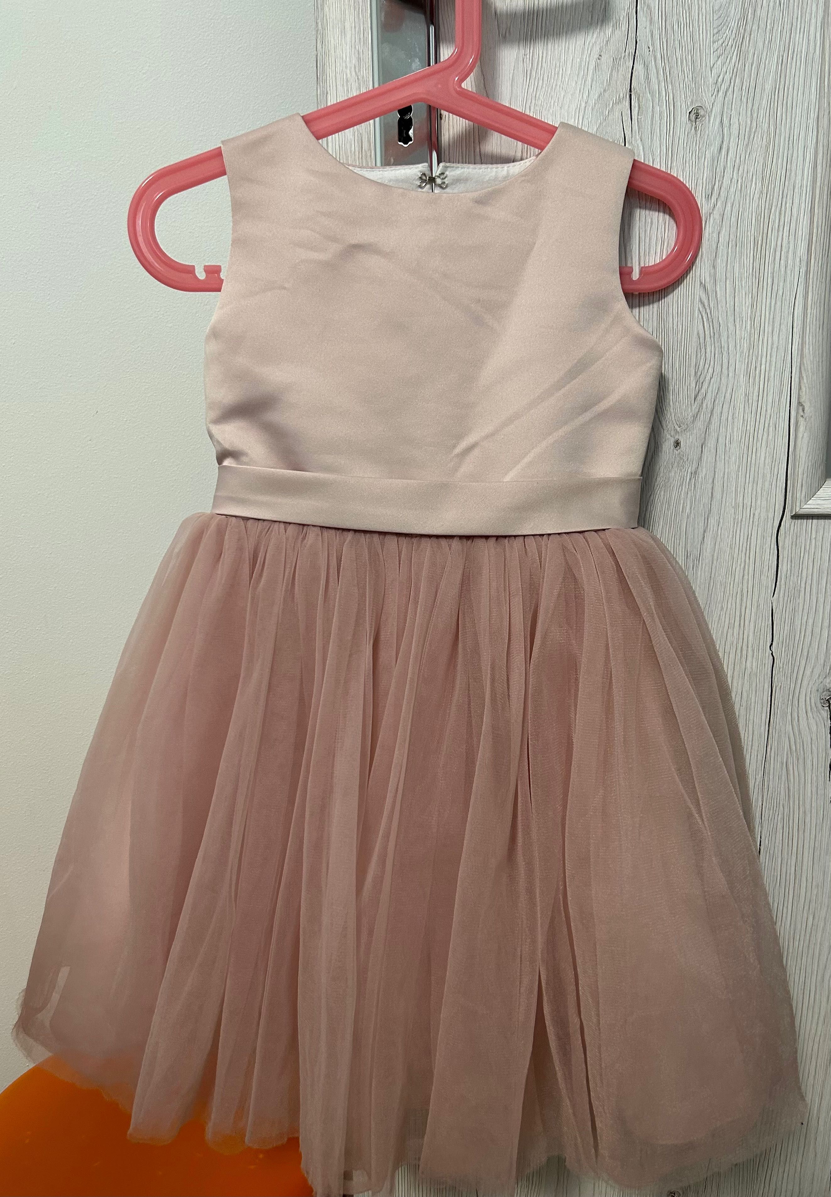 Sukienka elegancka z tiulową spódnicą, rozmiar 98-104