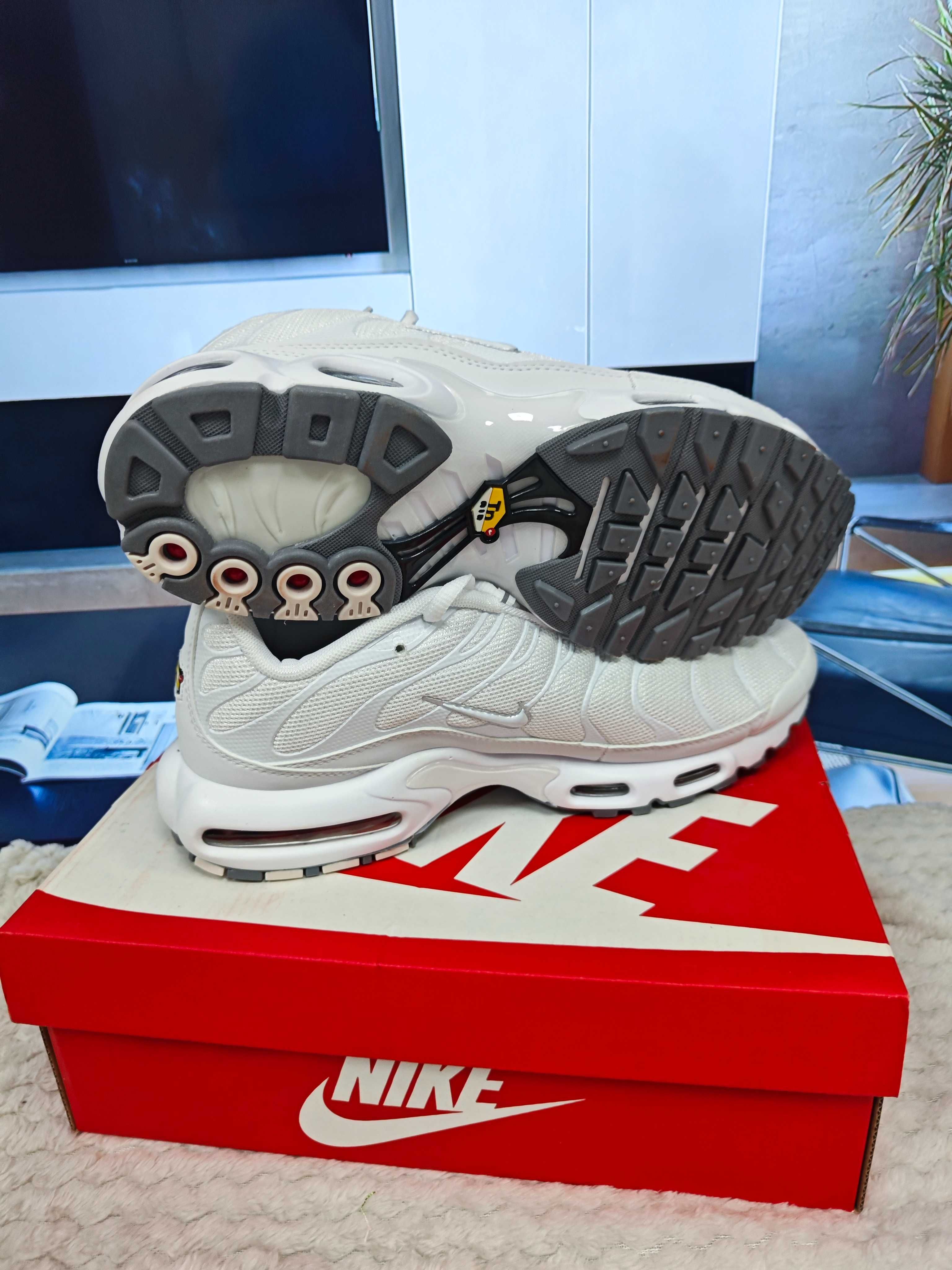 Nike Air Max TN white 45