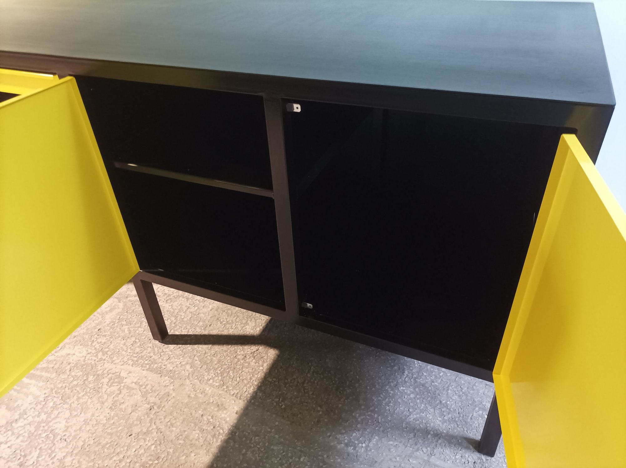 Konkretny stół warsztatowy metalowy 400cm x 80cm . 220kg