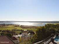 Moradia com vista soberba sobre a Lagoa de Óbidos com alvará para f...