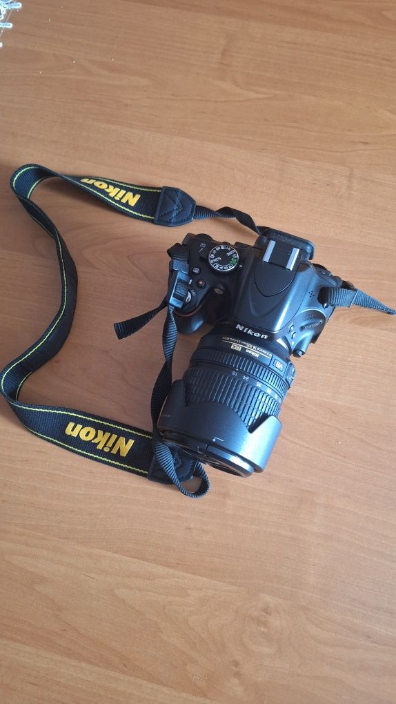 Nikon D5100, obiektyw Nikkor 18-105 ED VR
