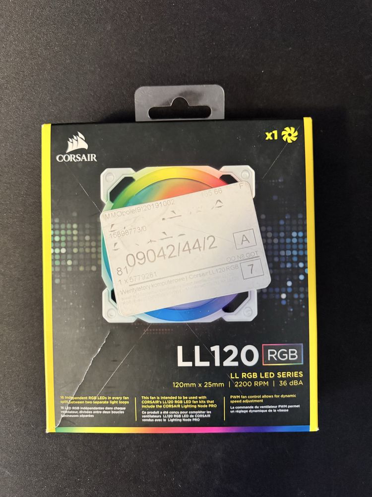 Wentylatory Corsair LL120 RGB 3 + 1 gratis białe