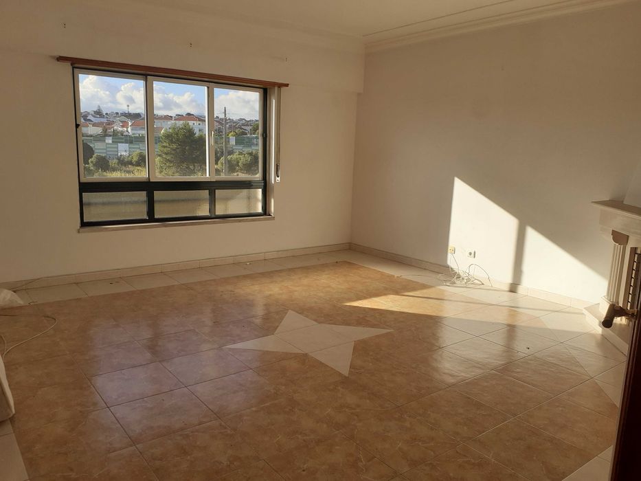 T3 Bairro do Estacal  São João  da Talha