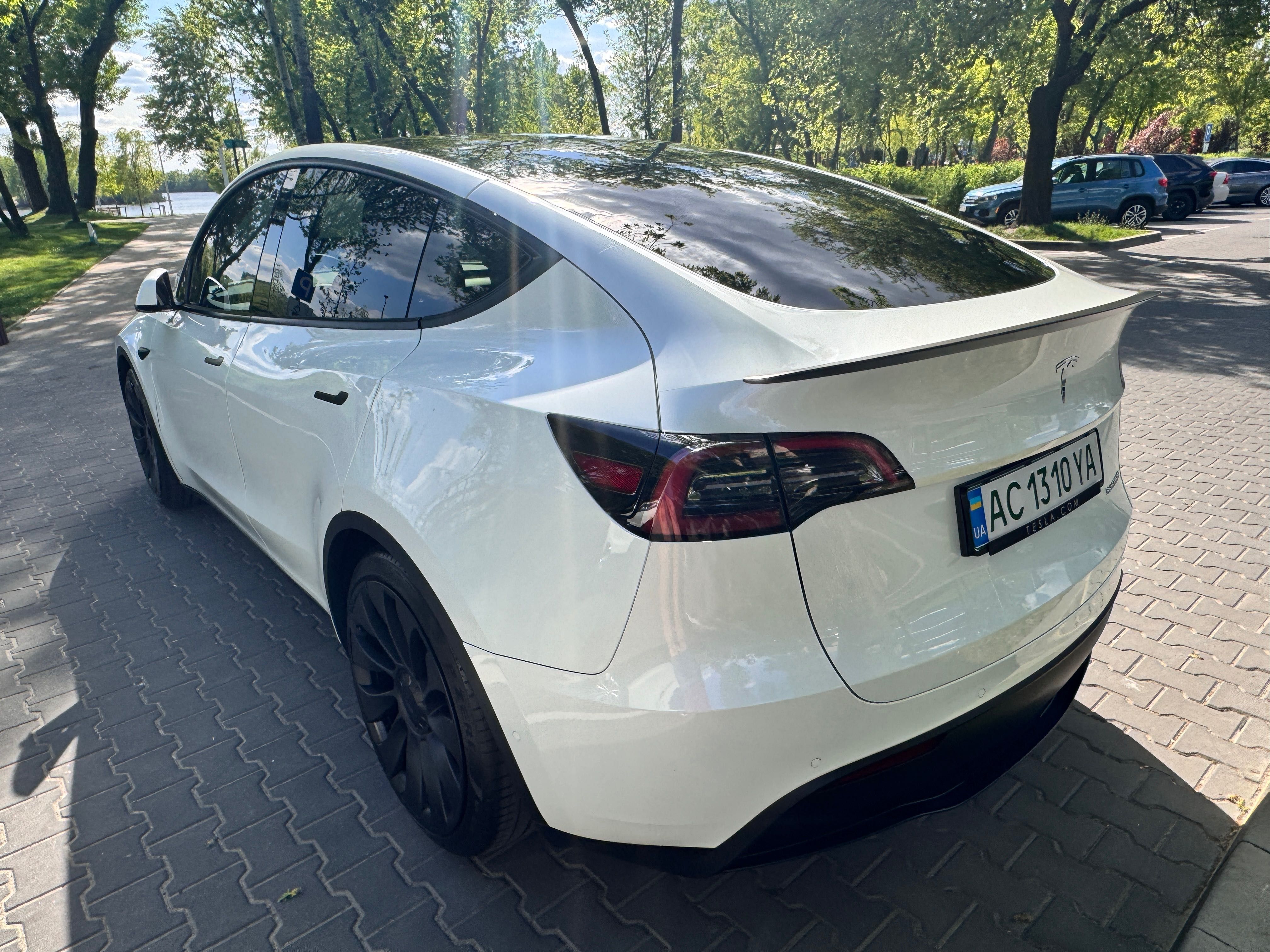 Tesla Model Y 2022