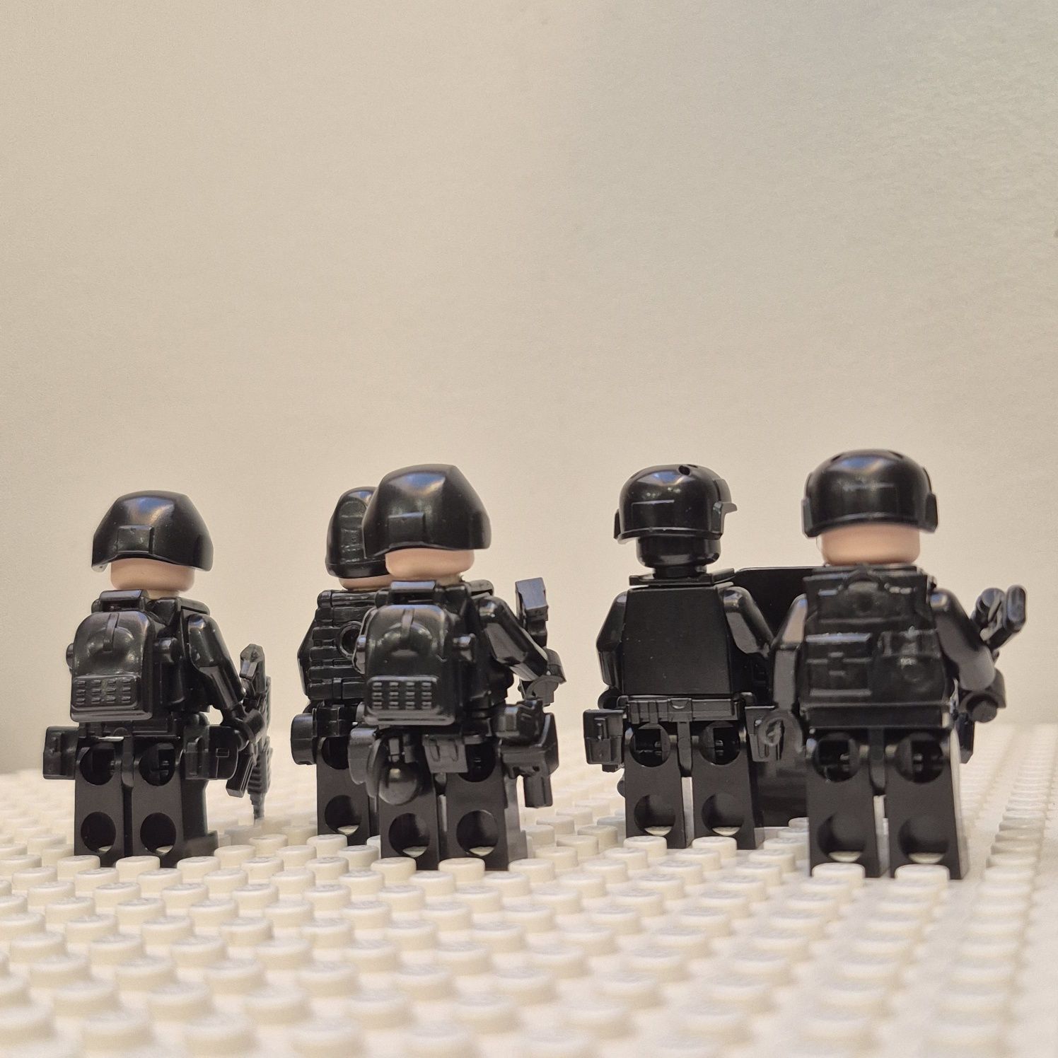 Zestaw figurek żołnierze wojsko 5 szt swat kompatybilnych z lego milit