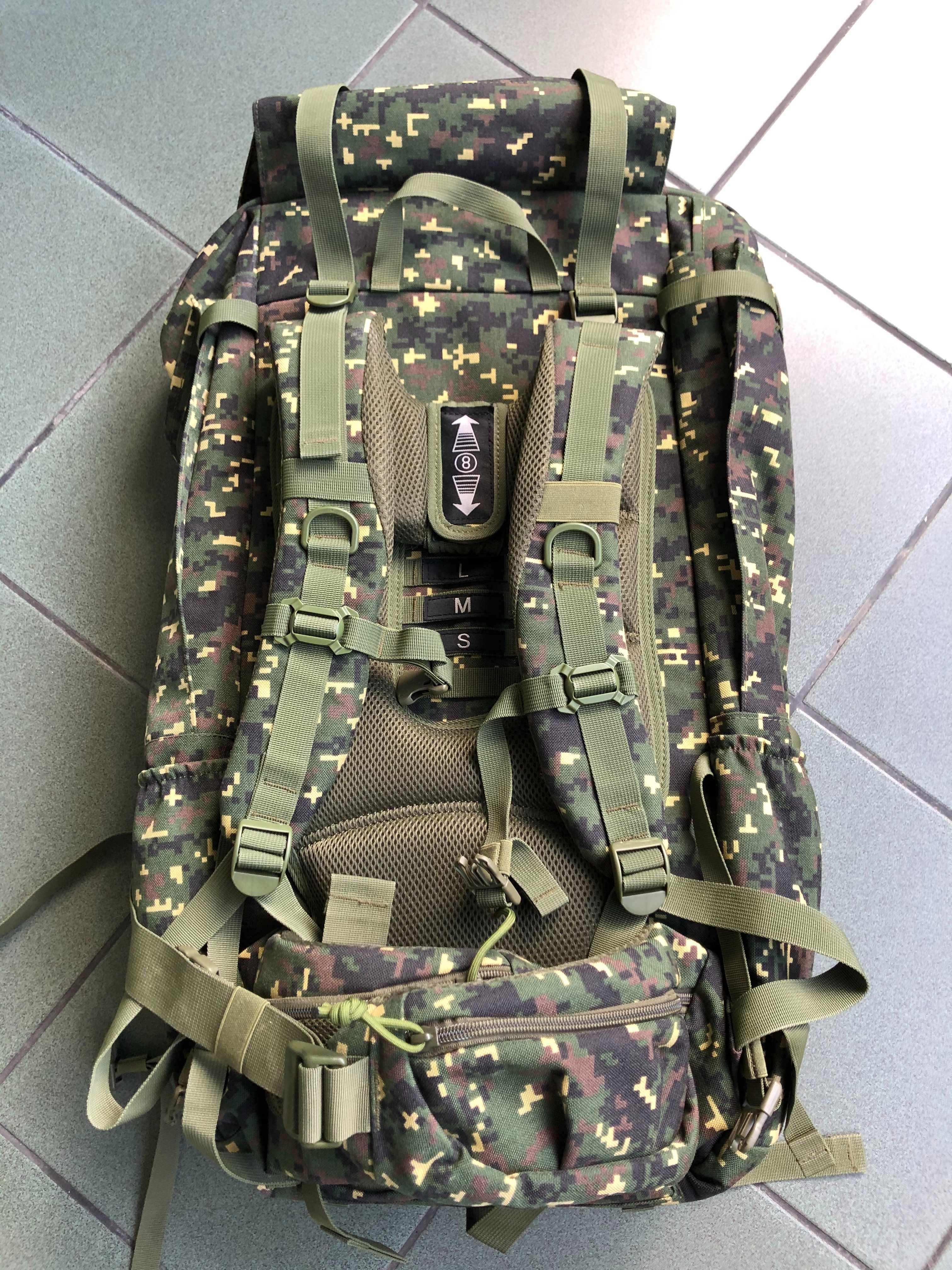 Plecak trekkingowy z fajnym kamuflażem w idealnym stanie, 50 L