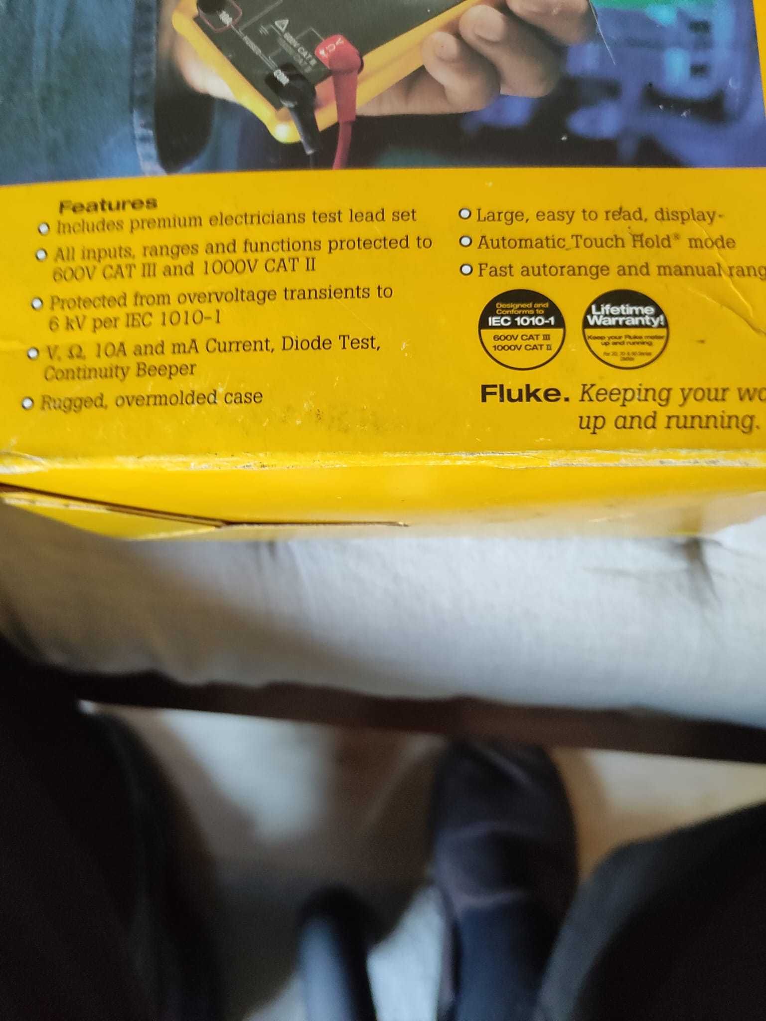 Fluke 23 III (Novo)