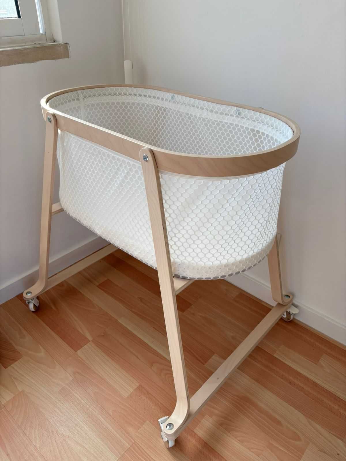 Berco IKEA em estado de novo