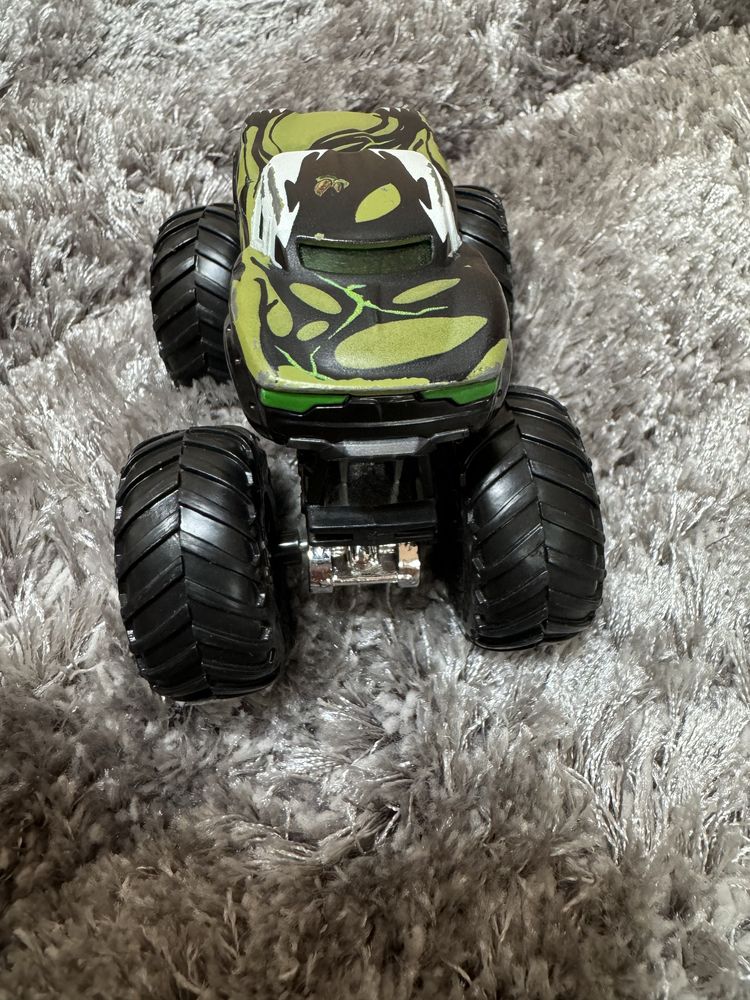 Monster truck Venom Hotwheels