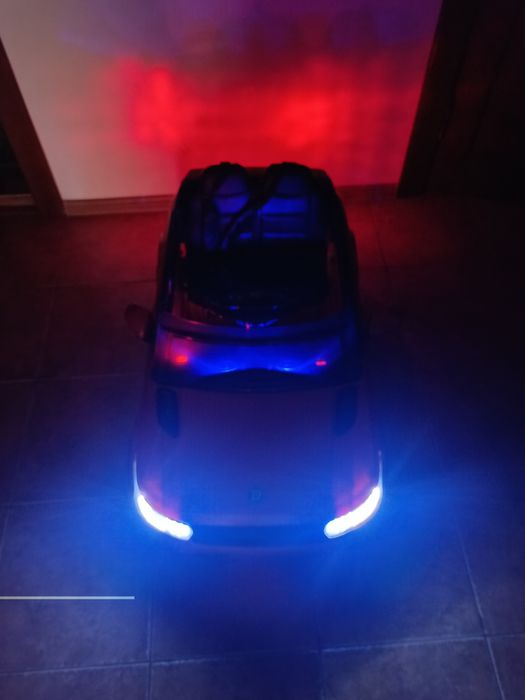 Електро автомобіль дитячий