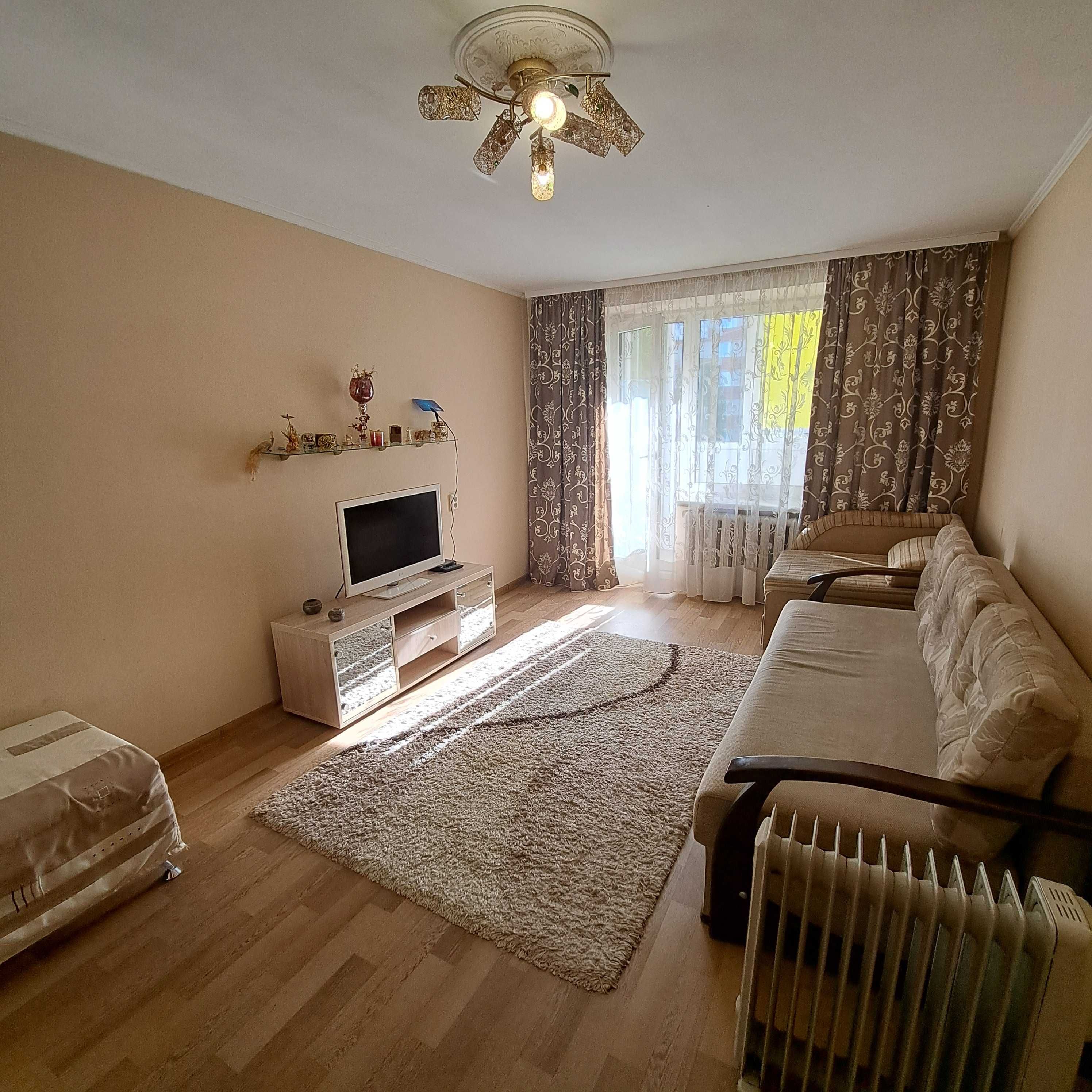 Оренда 1 кімн квартири вул. Тичини  (Балатон) Шевченківський р-н