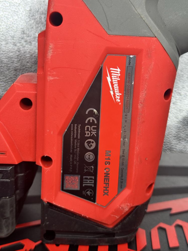 Перфоратор акумуляторний Milwaukee M18 ONEFHX