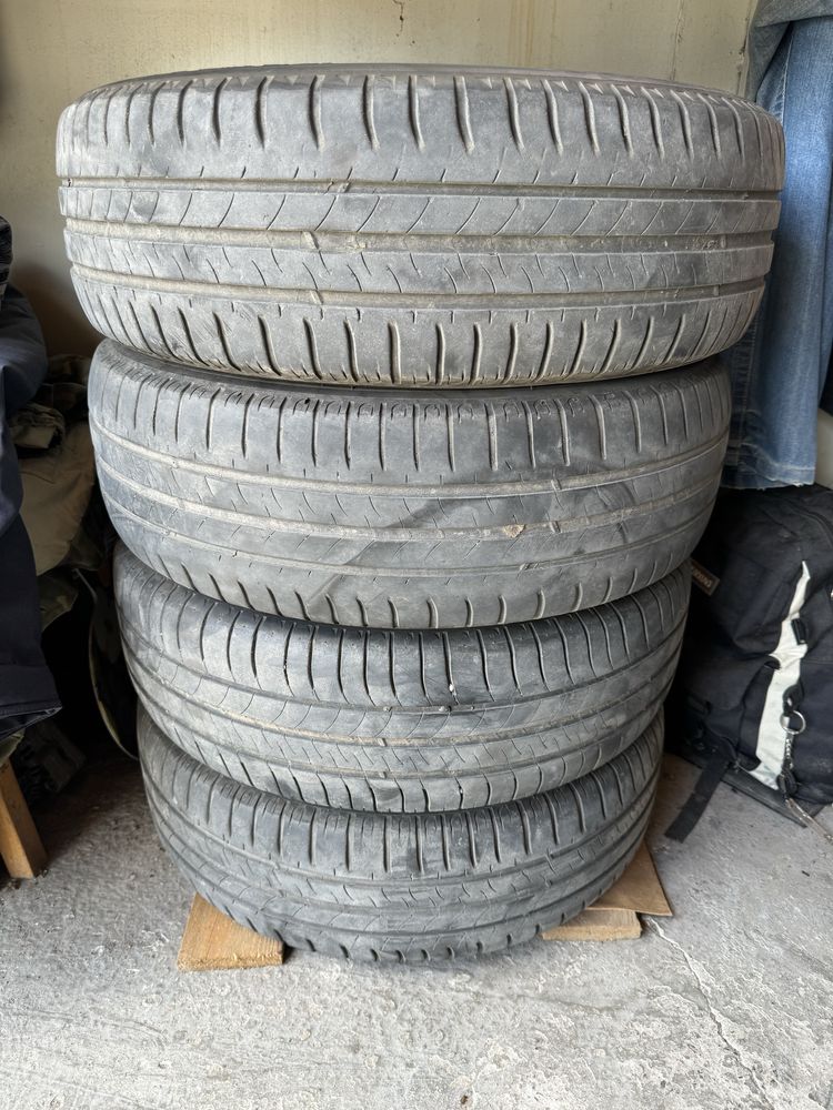 Резина Michelin 195/65/15