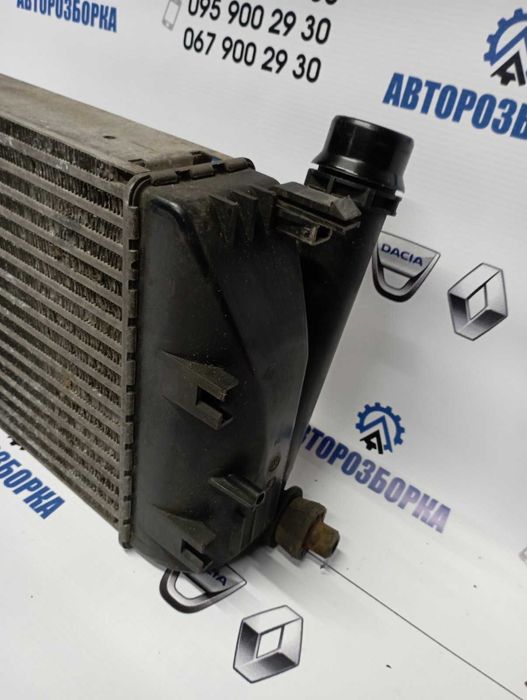 Радіатор інтеркулера Renault Dokker/Lodgy