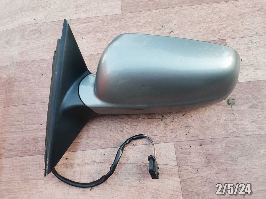 VW Passat B5 Lift Lusterko Lewe 5pin LD7W