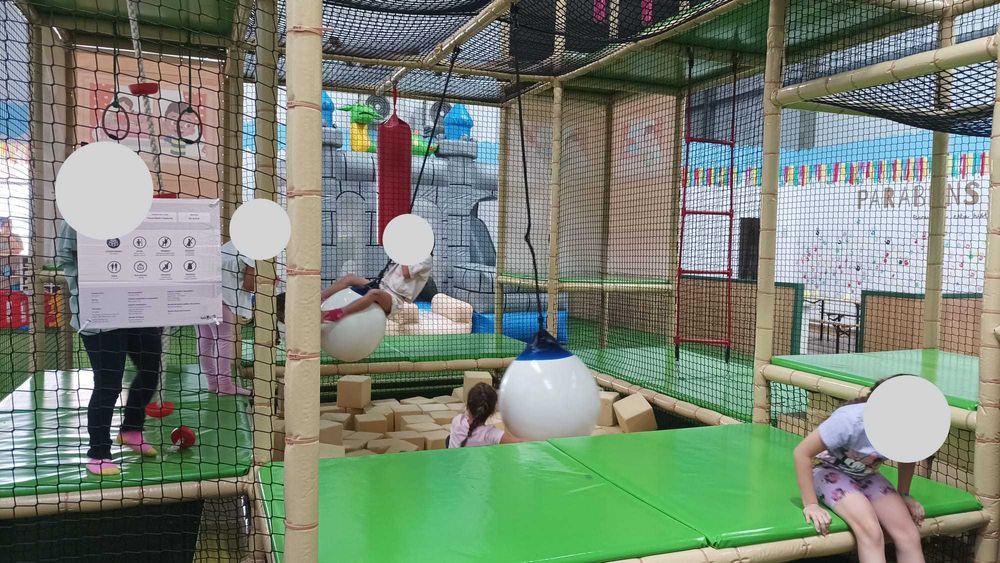 Parque diversões para exploração