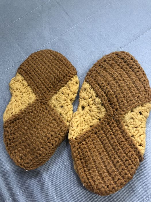 Kapcie robione na drutach