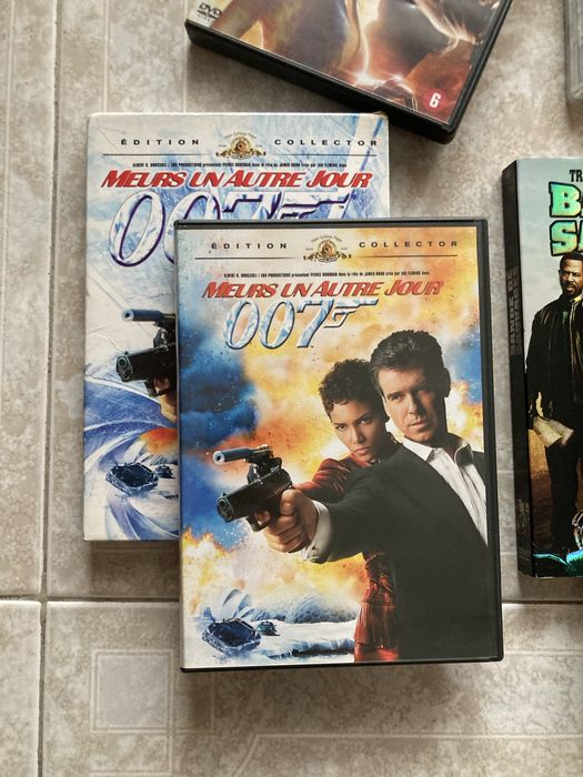 Conjunto de DVD´s filmes clássicos em Francês Wild Hogs Daredevil