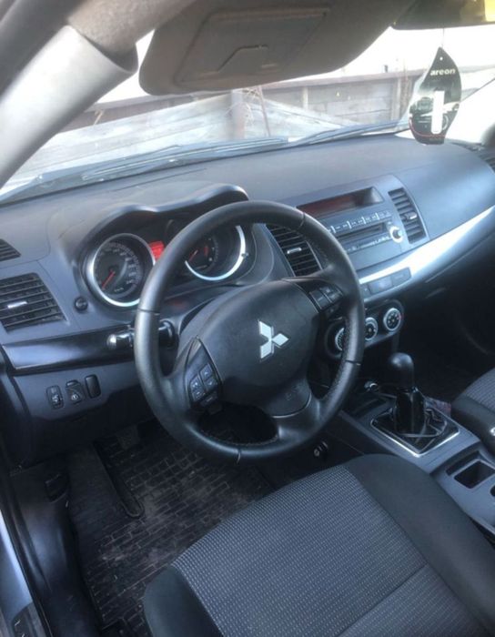 Митцубиси лансер 10