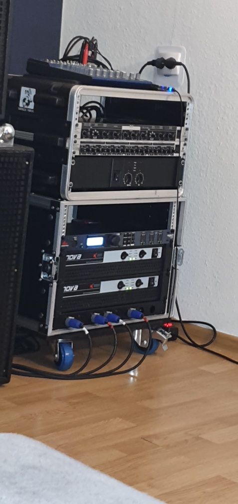 Końcówki  mocy nova x2000 x800