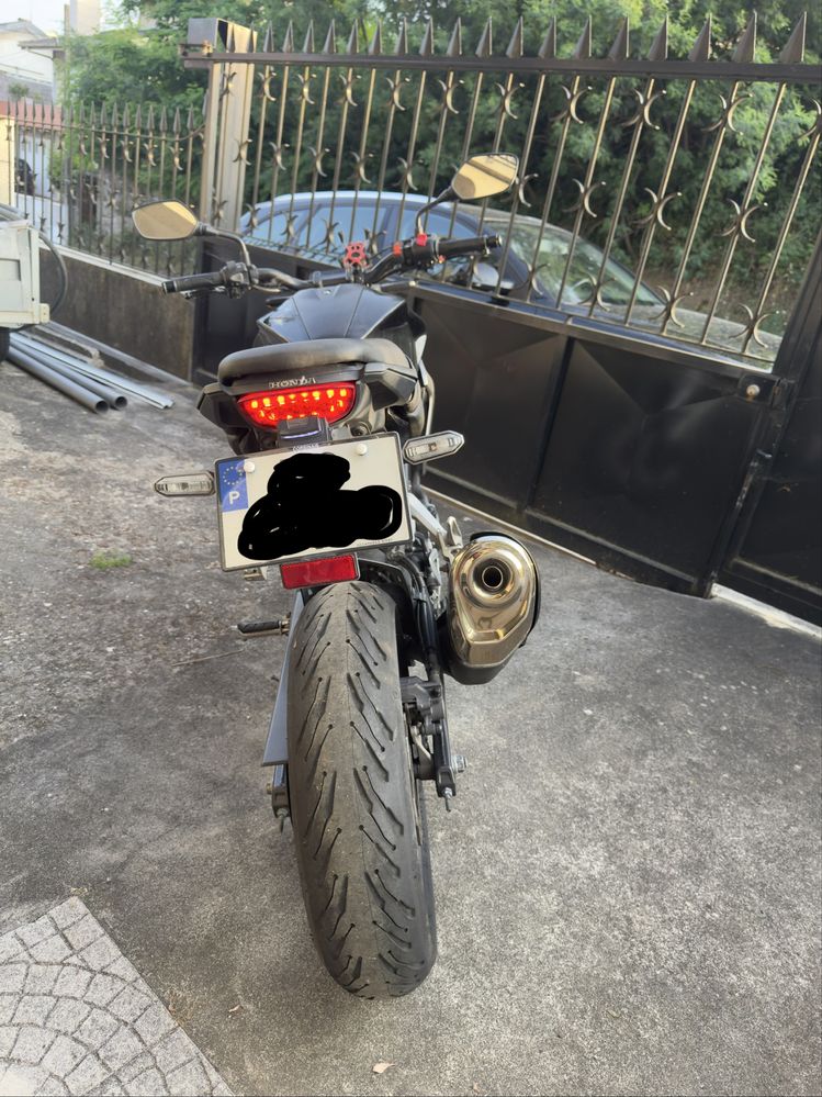 Honda CB300 R.