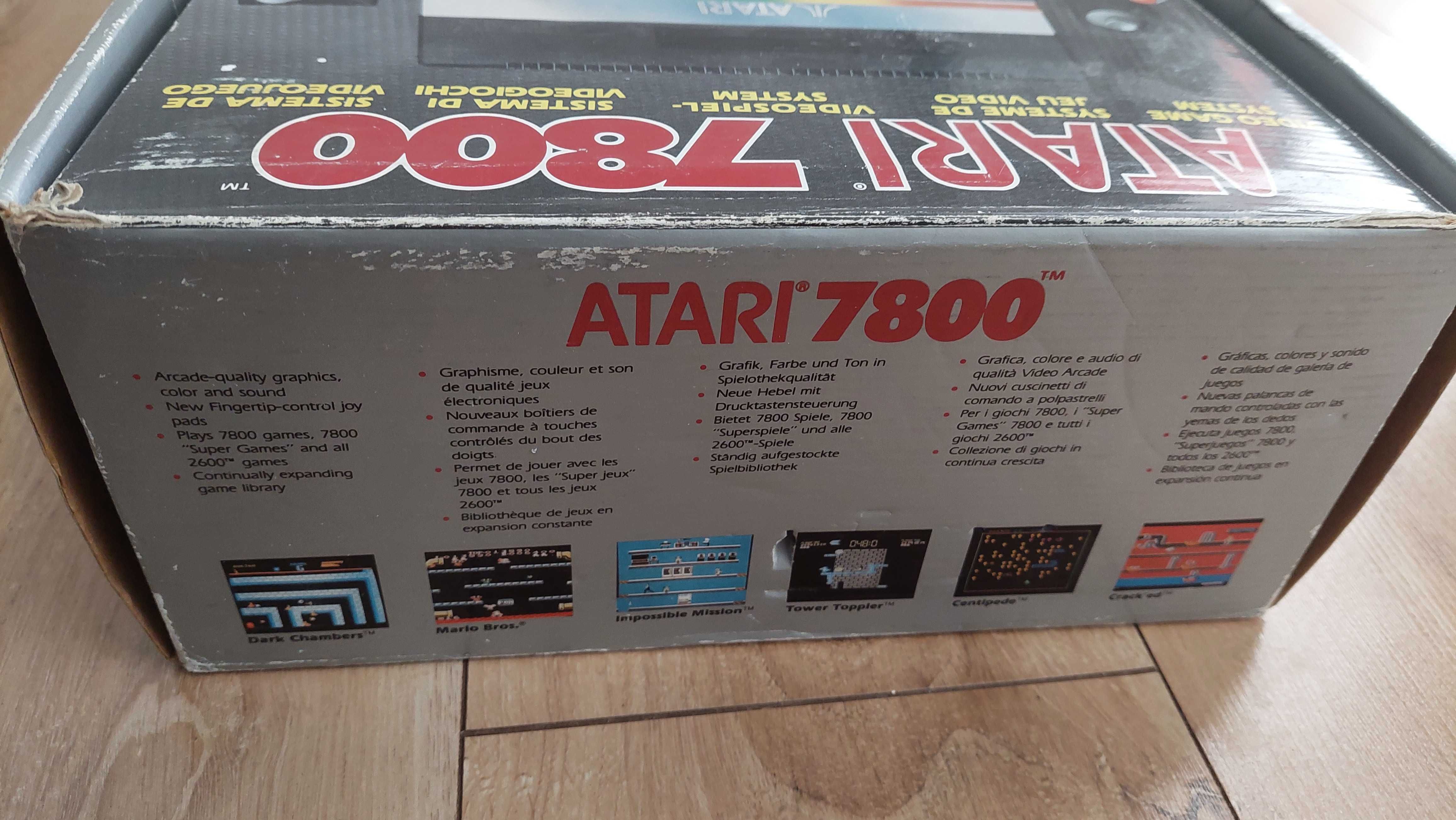 Atari 7800 w pudełku + 2 joysticki + zasilacz + kabel antenowy