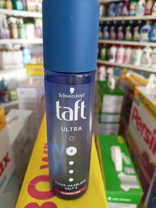 Lakier do włosów Tafta DE 200 ml